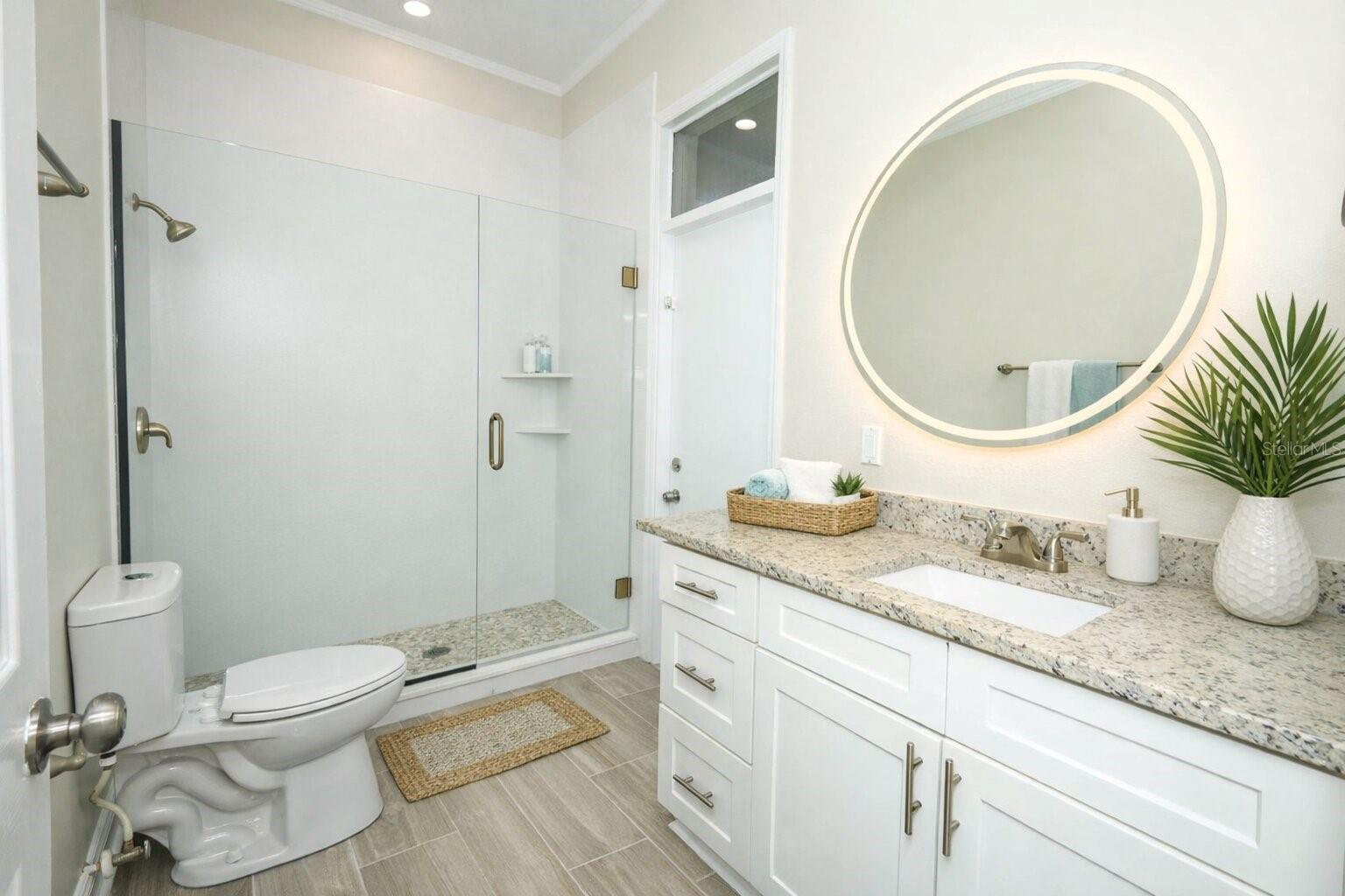 OAKLAND POINTE - Residential