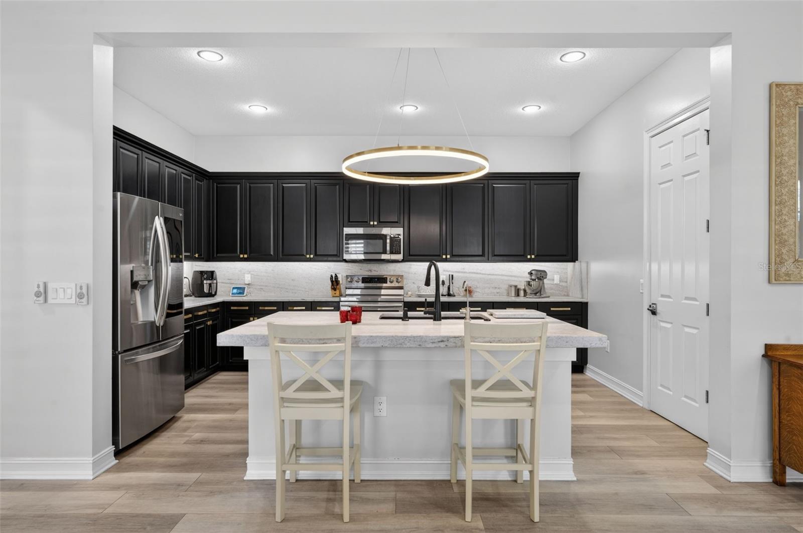 CHARLESTON PLACE - Residential Lease
