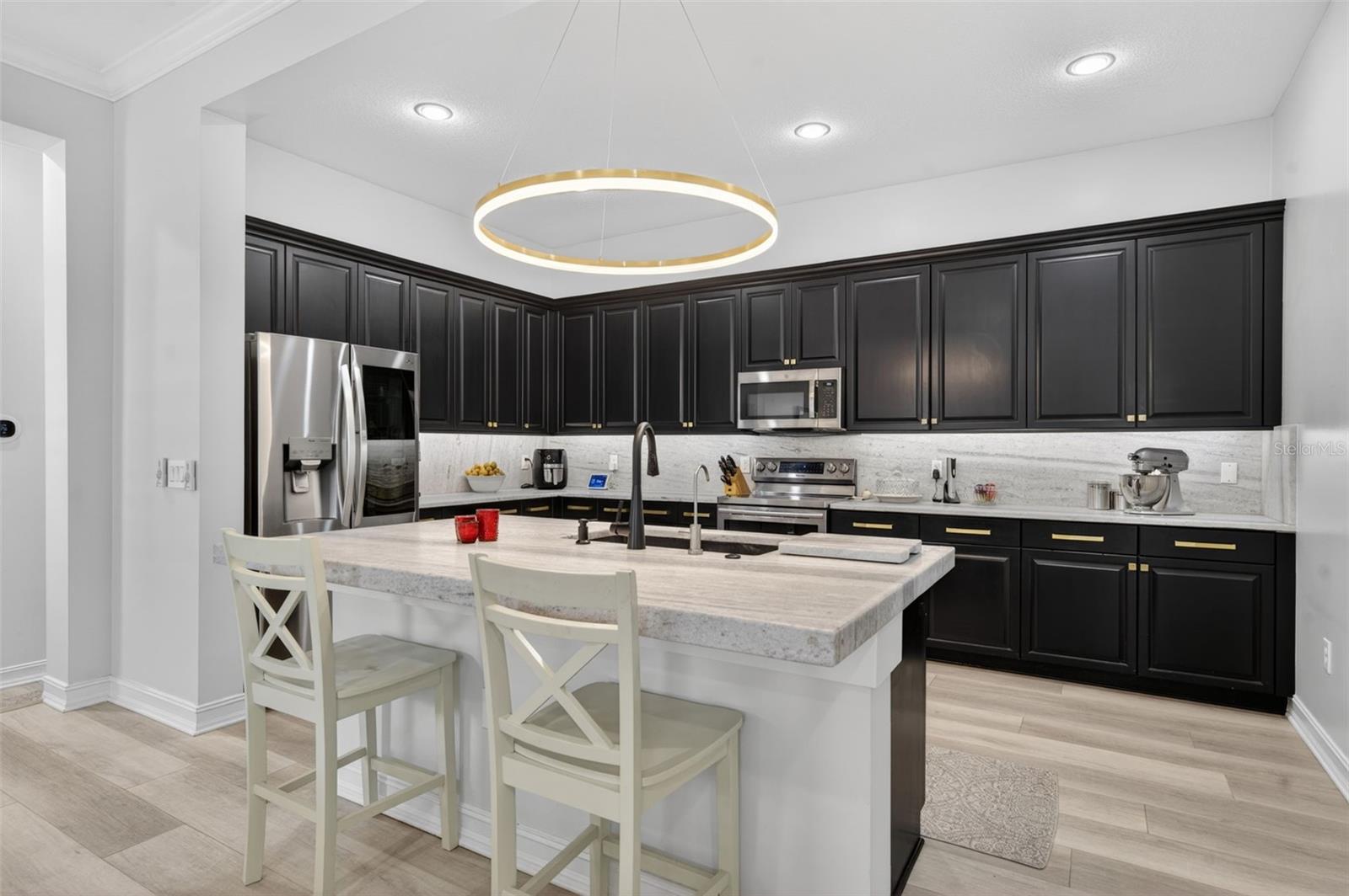 CHARLESTON PLACE - Residential Lease