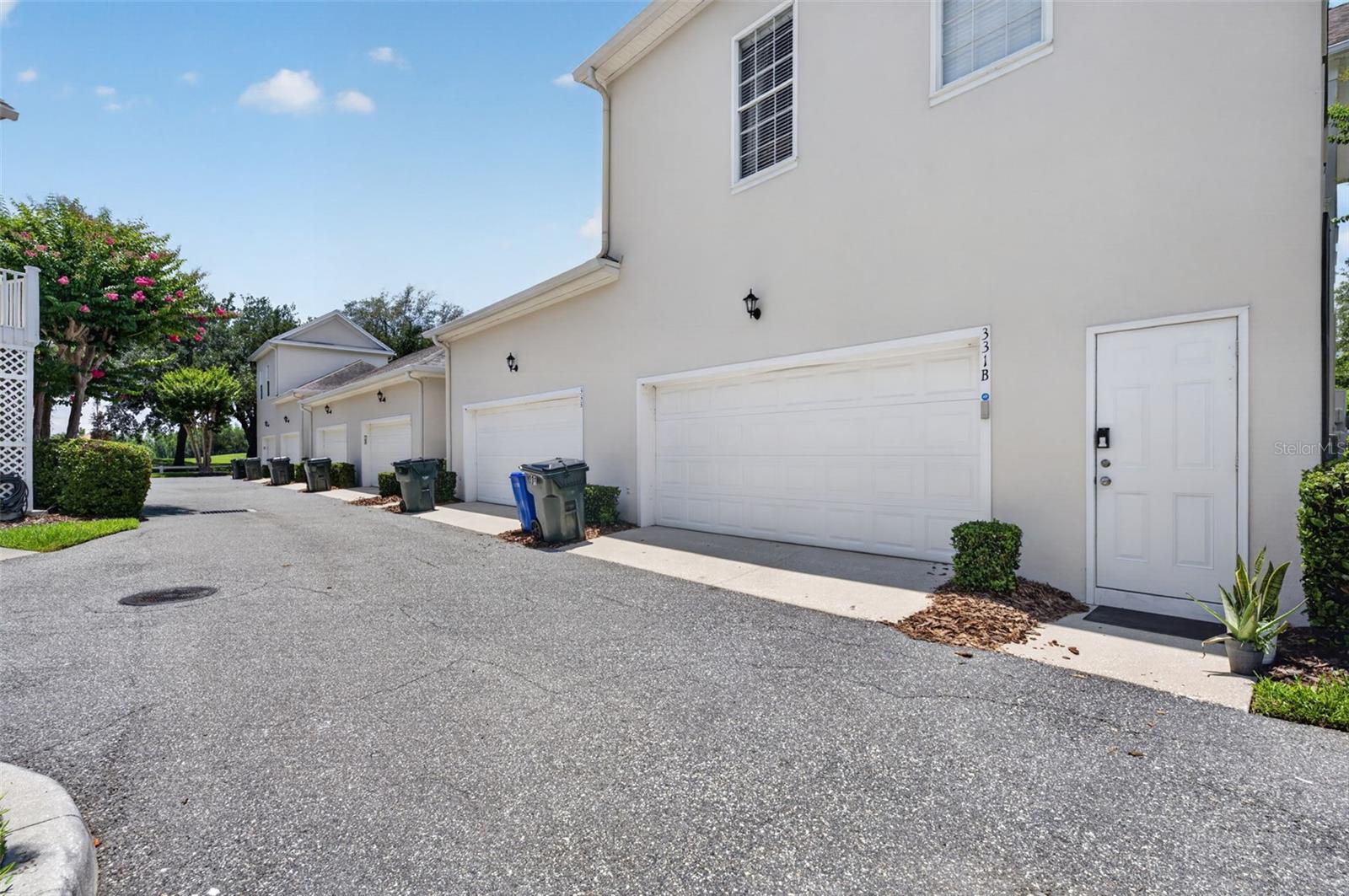 CHARLESTON PLACE - Residential Lease