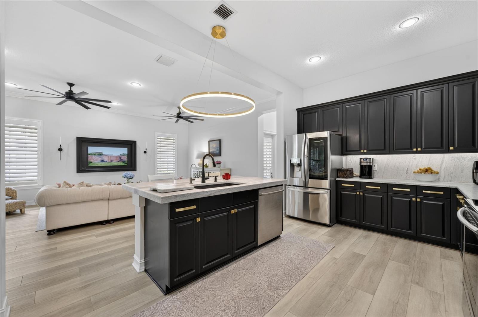CHARLESTON PLACE - Residential Lease