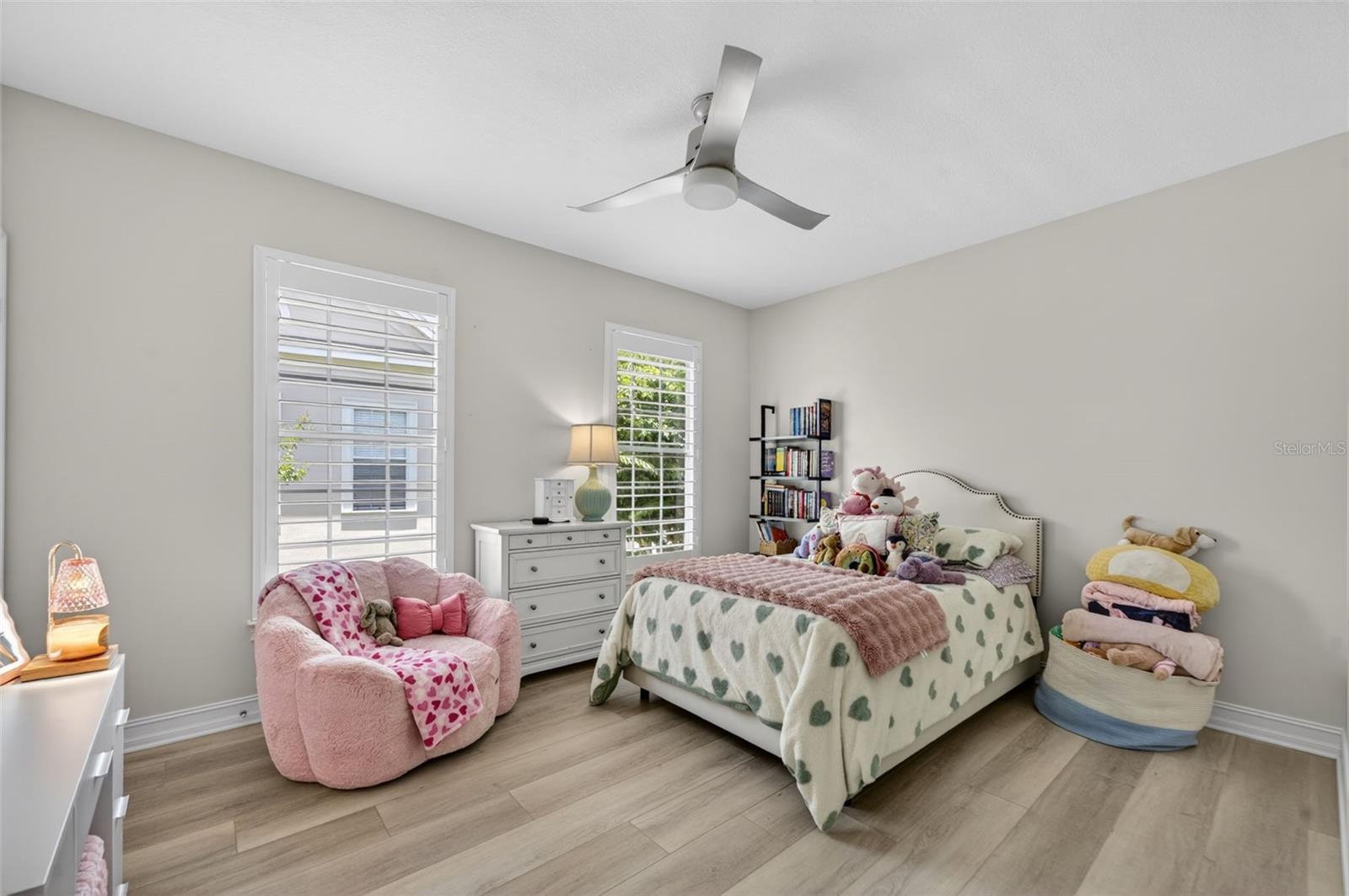 CHARLESTON PLACE - Residential Lease
