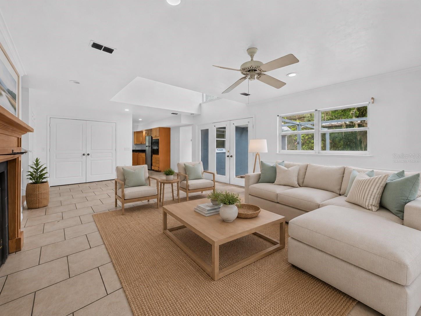 LONG POND OAKS - Residential