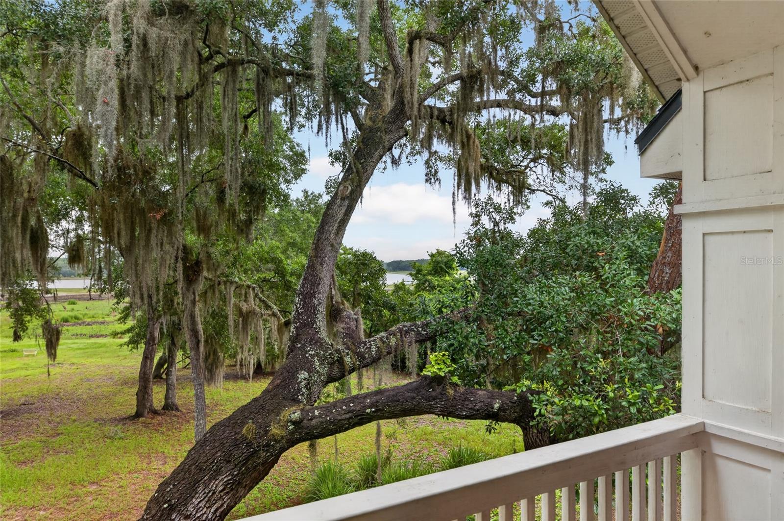 LONG POND OAKS - Residential