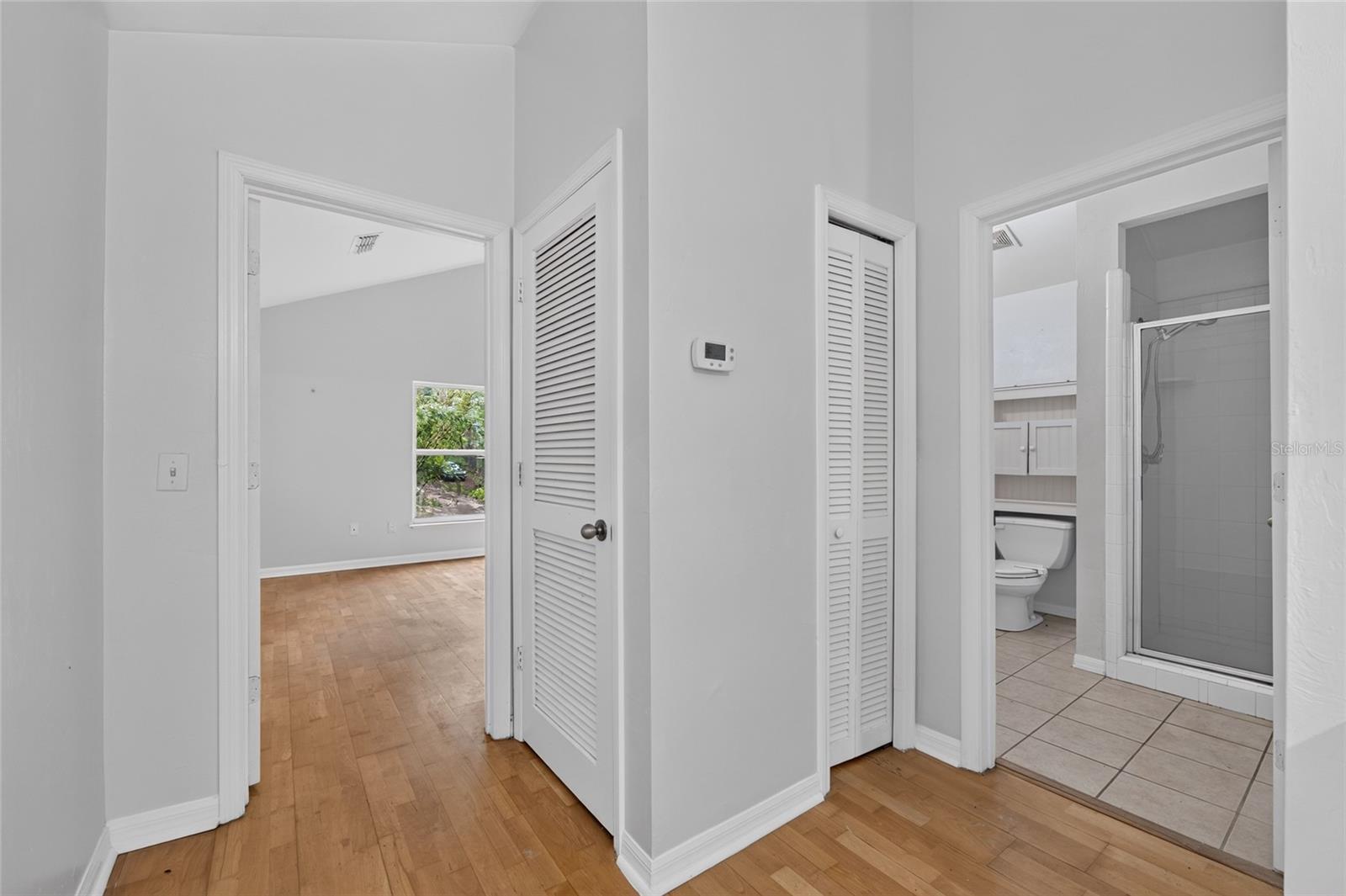 LONG POND OAKS - Residential