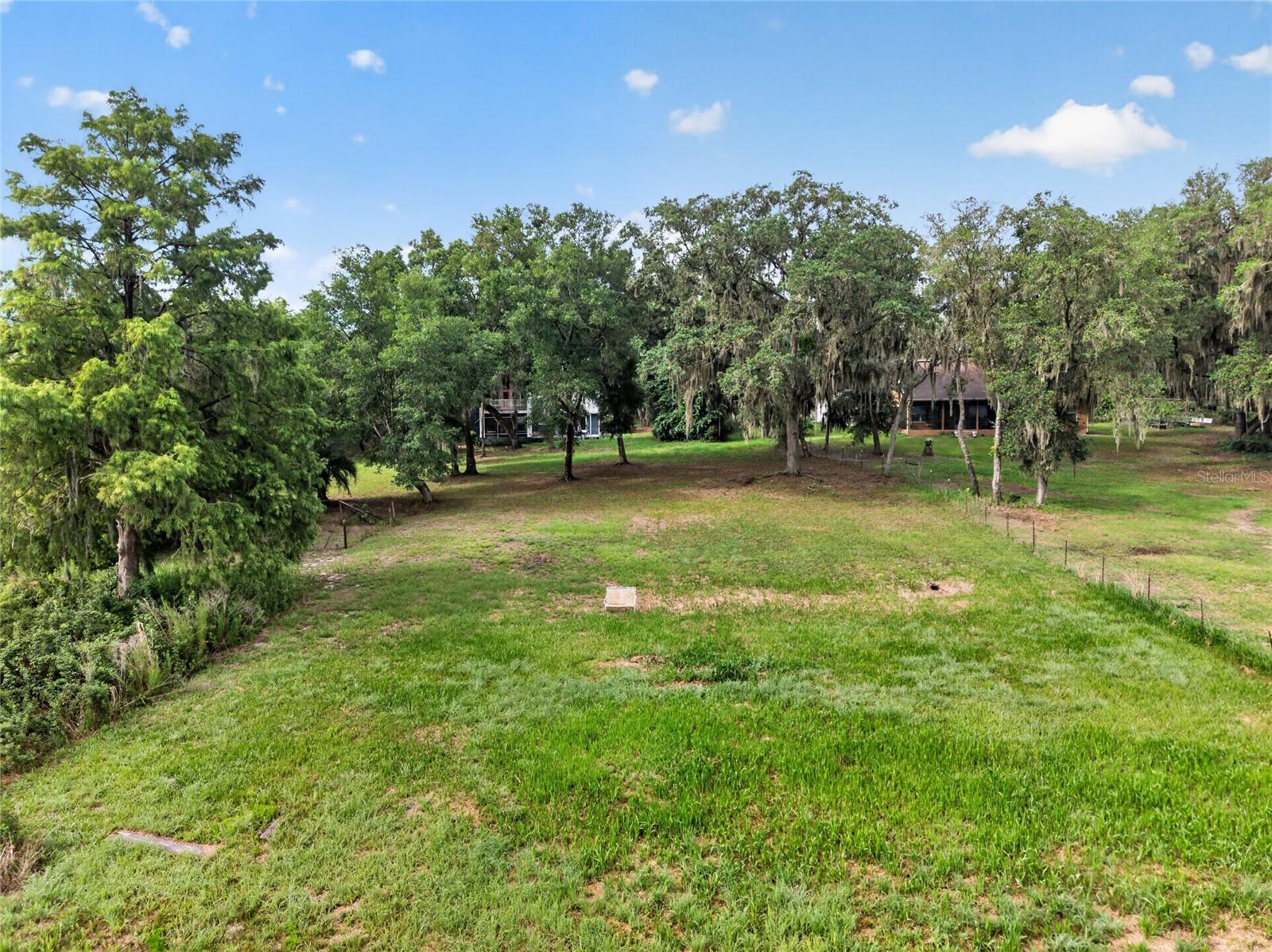 LONG POND OAKS - Residential