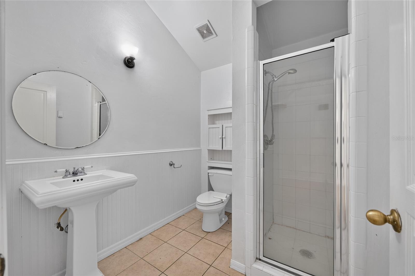 LONG POND OAKS - Residential
