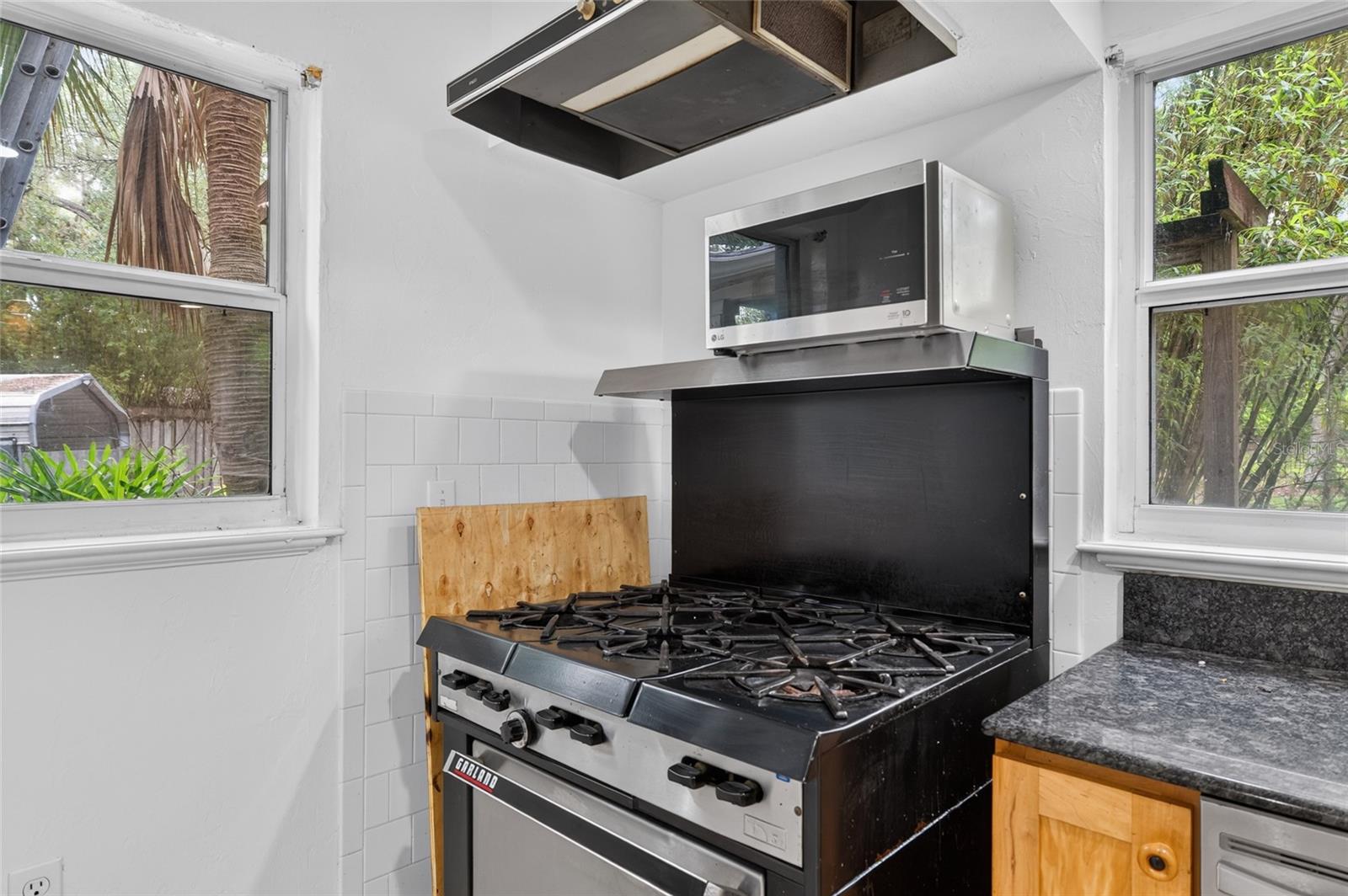 LONG POND OAKS - Residential