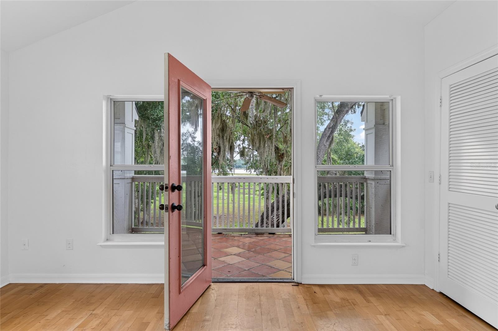 LONG POND OAKS - Residential