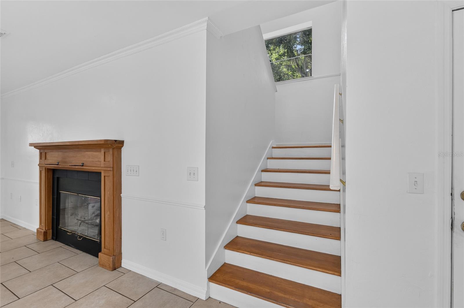 LONG POND OAKS - Residential