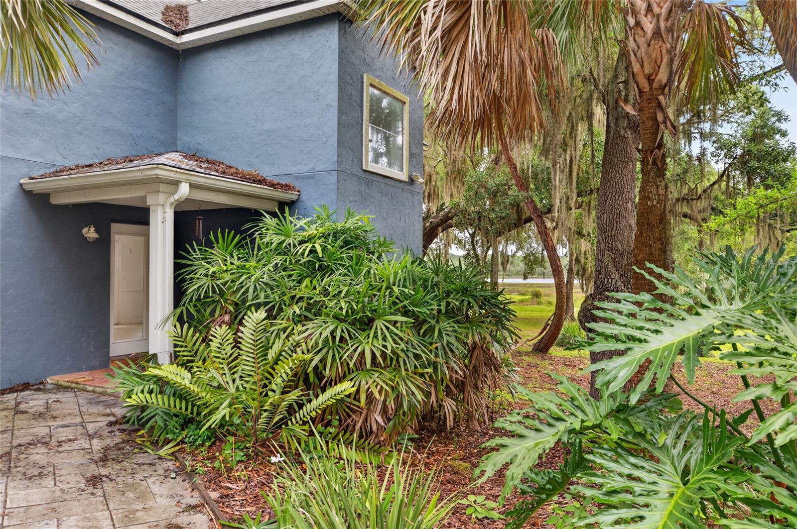 LONG POND OAKS - Residential