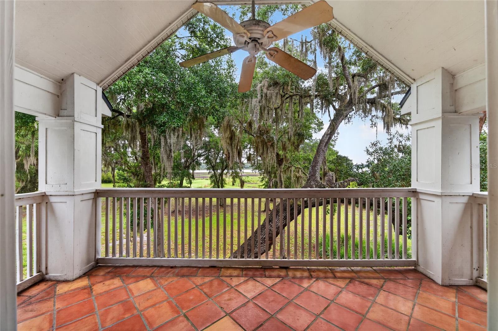 LONG POND OAKS - Residential