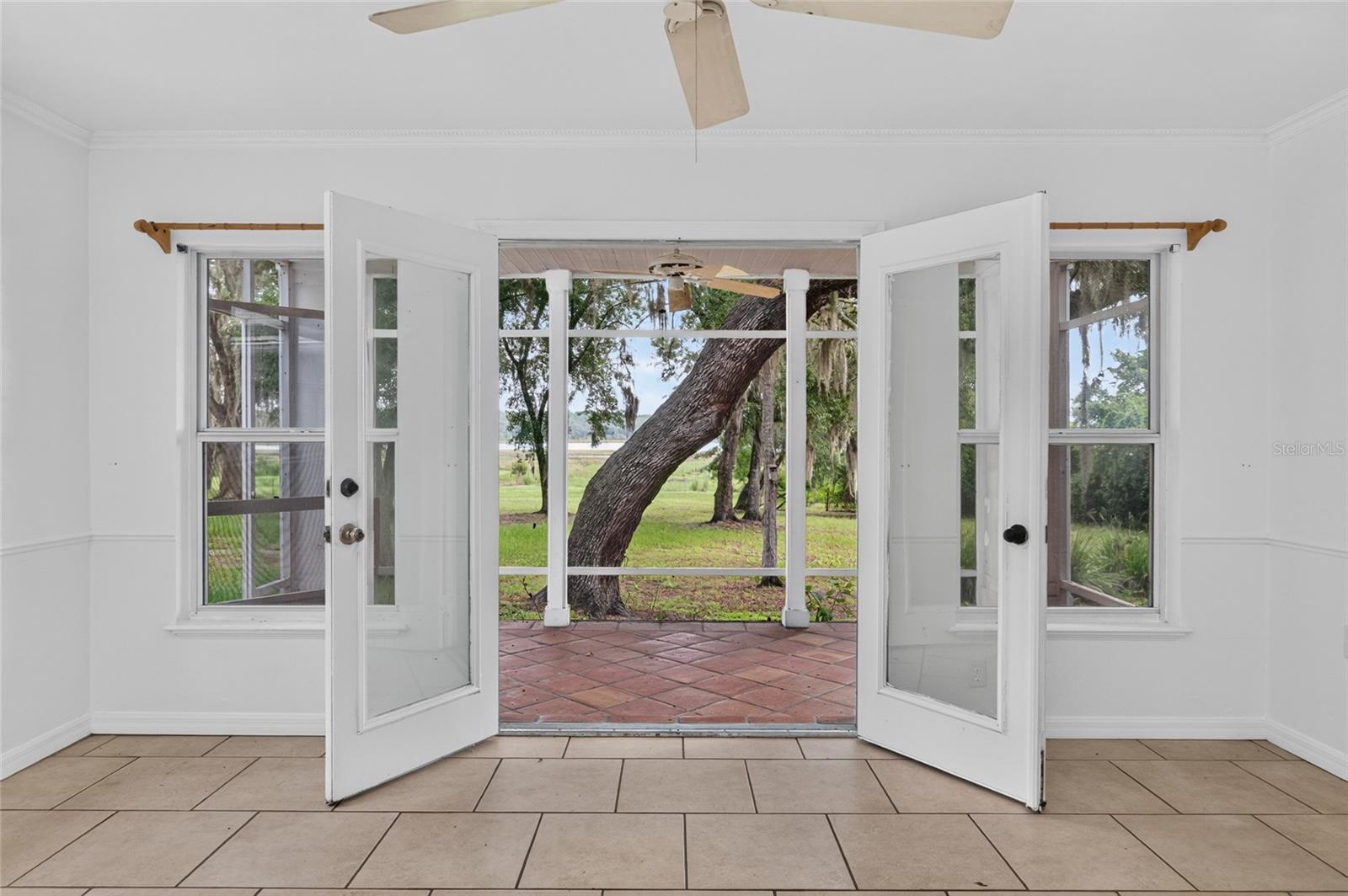 LONG POND OAKS - Residential