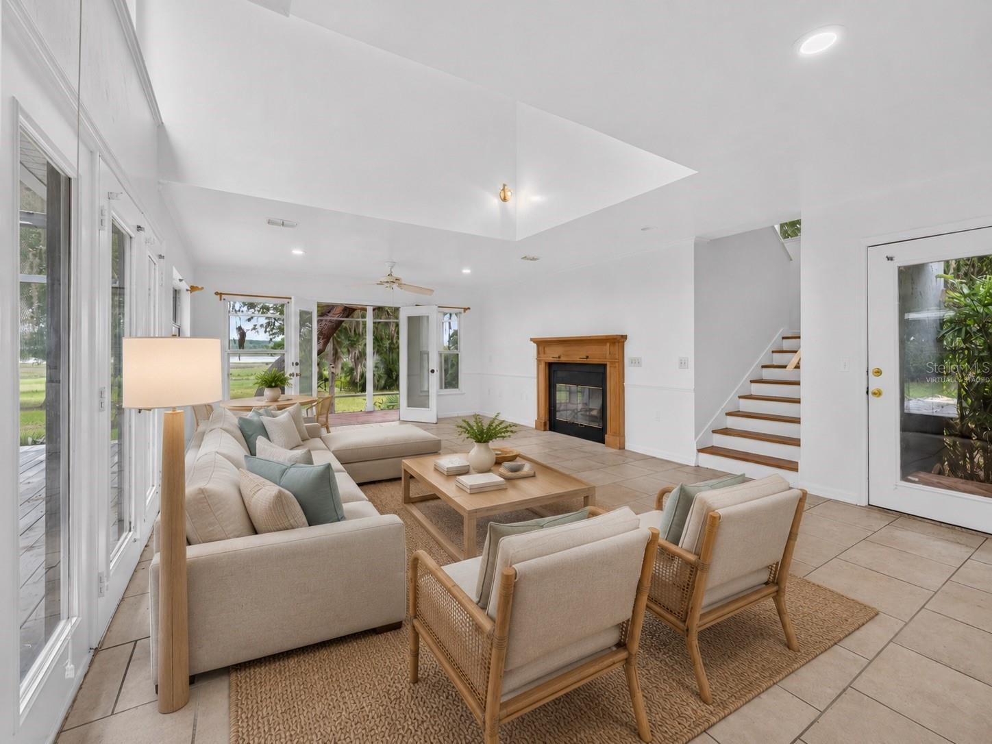 LONG POND OAKS - Residential