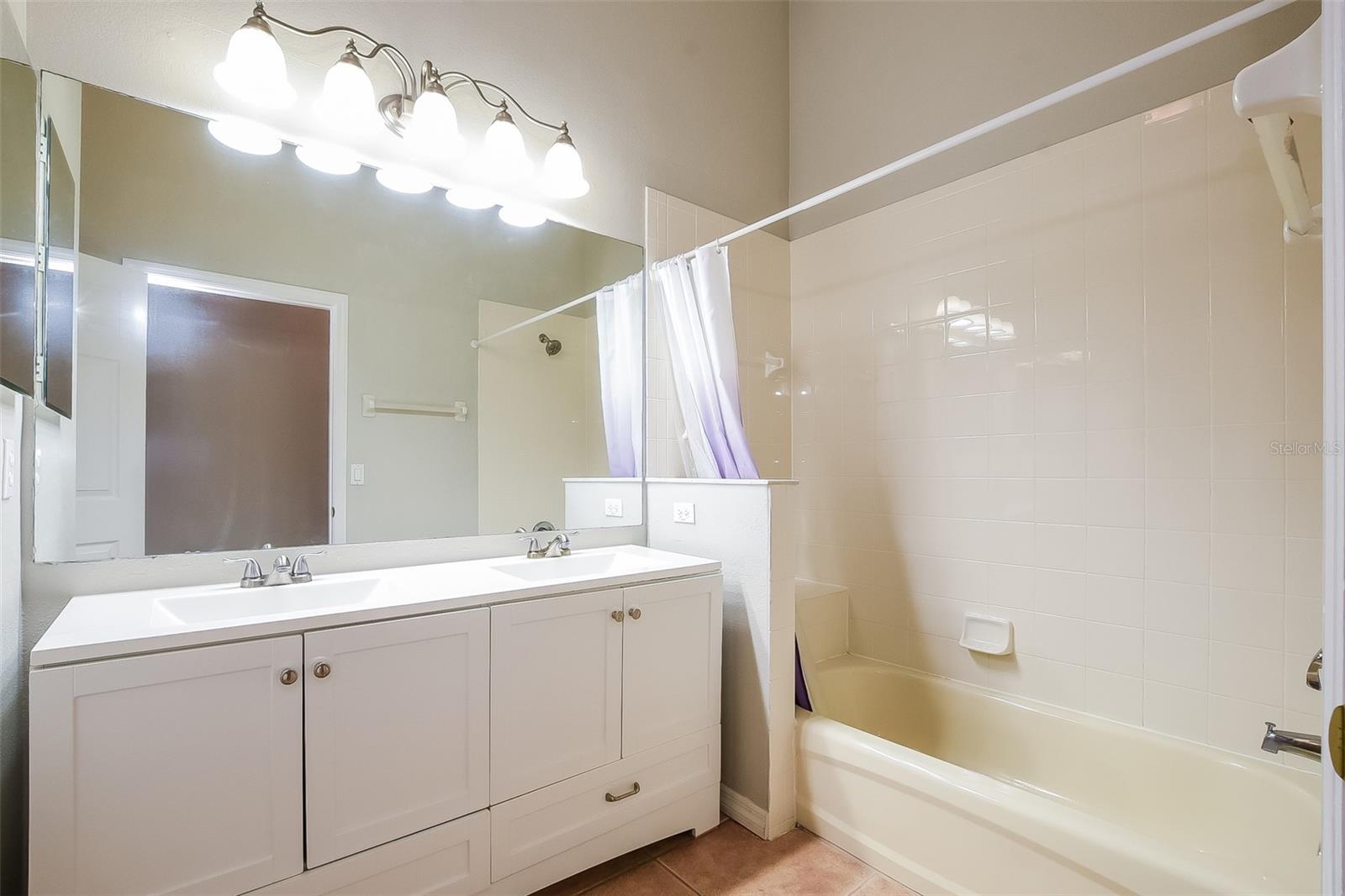 ARBOR RIDGE UNIT 02 - Residential