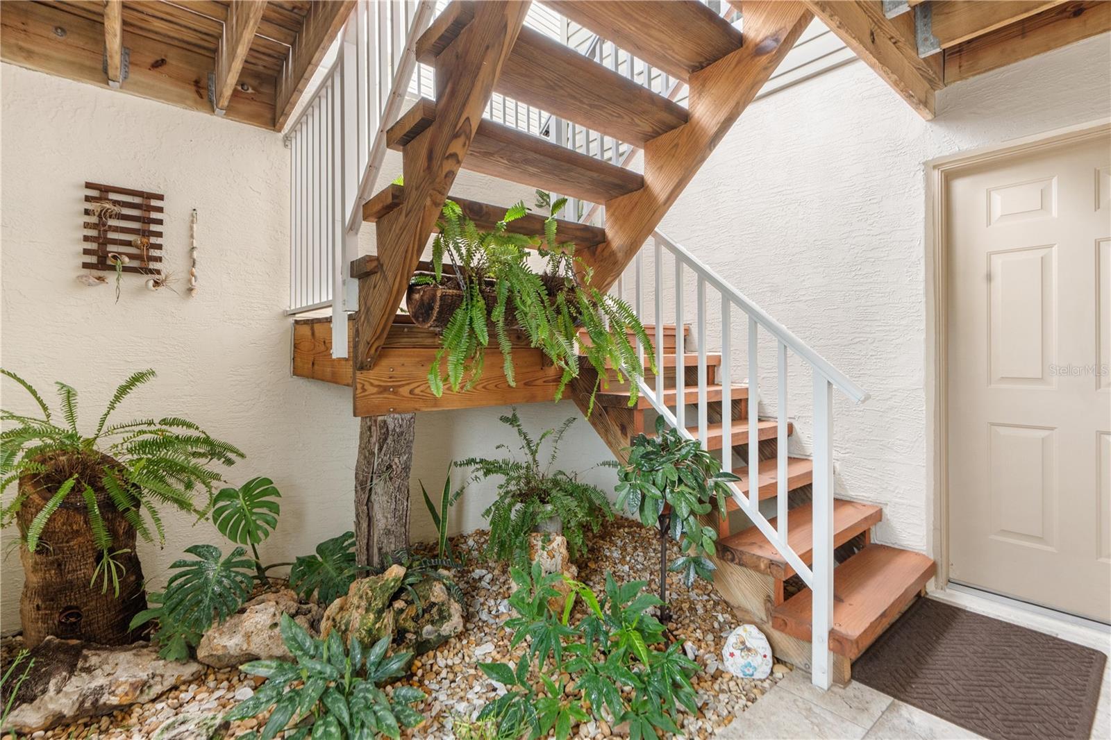 TWNHMS BY GULF SAND PEBBLE PRCL 01 - Residential