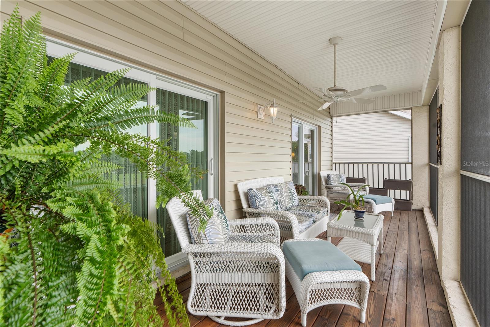 TWNHMS BY GULF SAND PEBBLE PRCL 01 - Residential