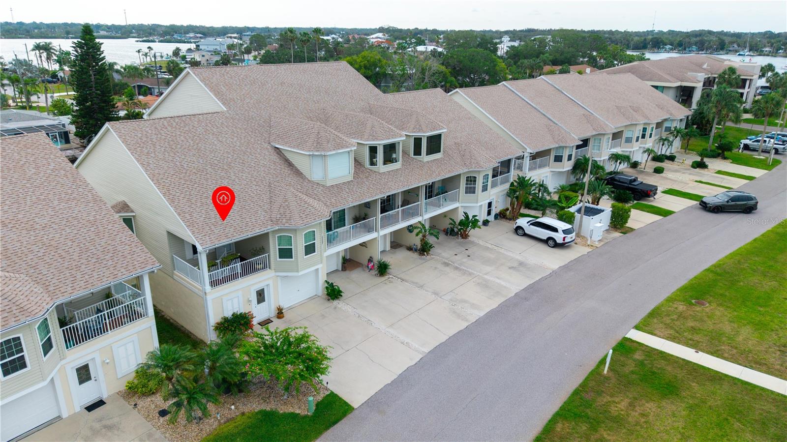 TWNHMS BY GULF SAND PEBBLE PRCL 01 - Residential