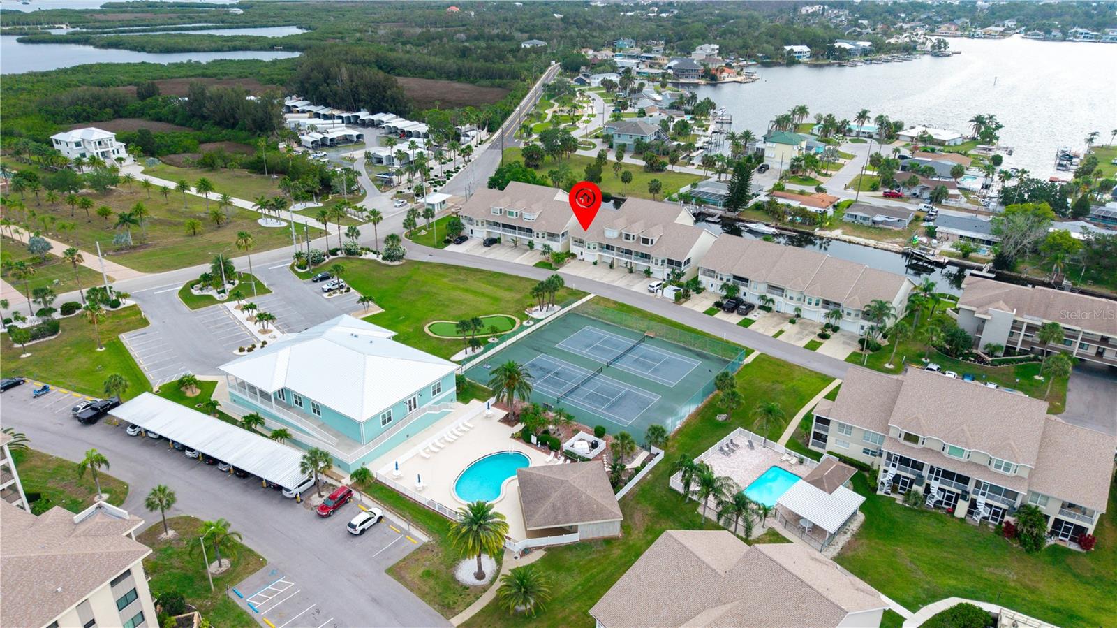 TWNHMS BY GULF SAND PEBBLE PRCL 01 - Residential