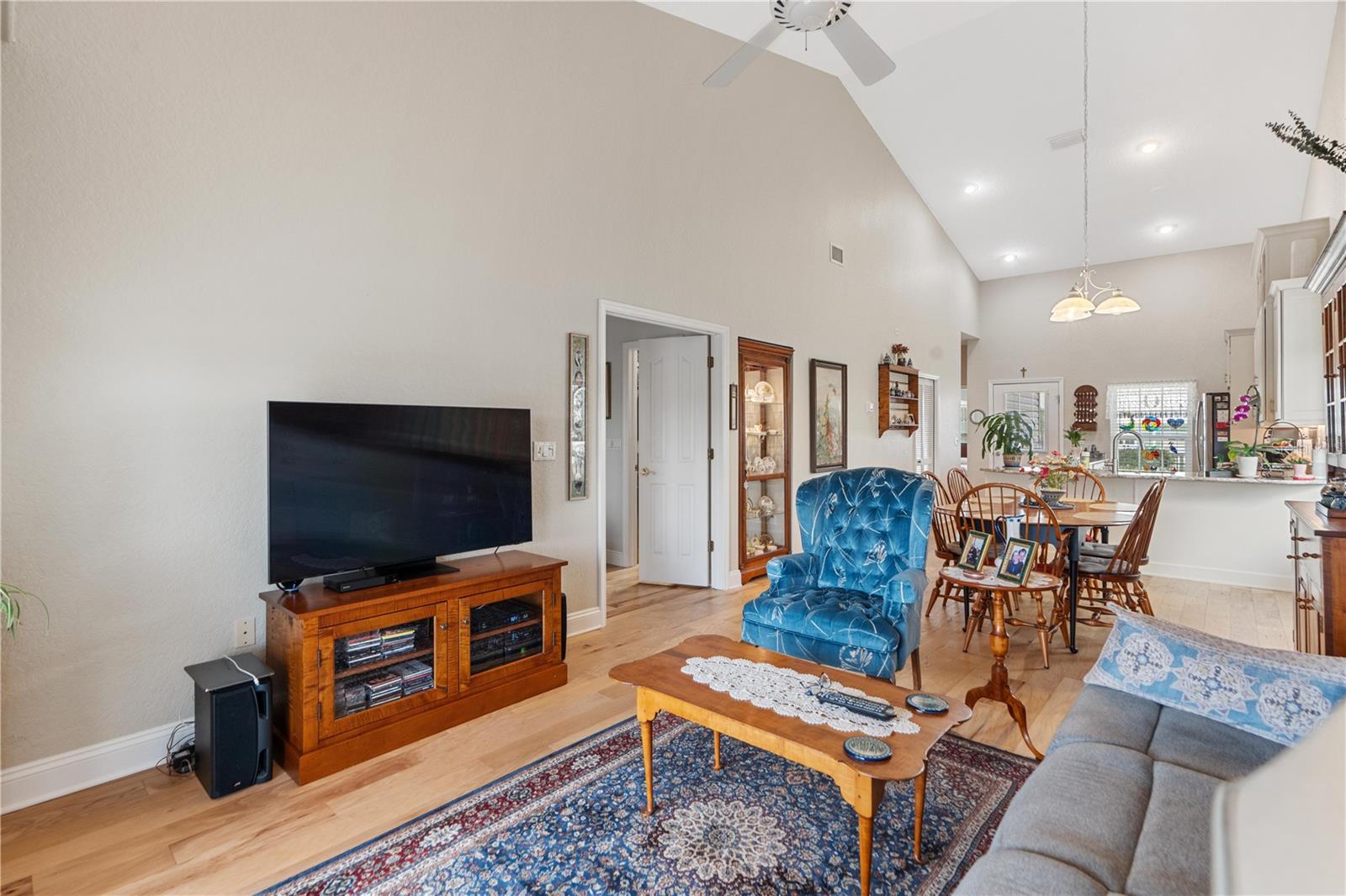 TWNHMS BY GULF SAND PEBBLE PRCL 01 - Residential