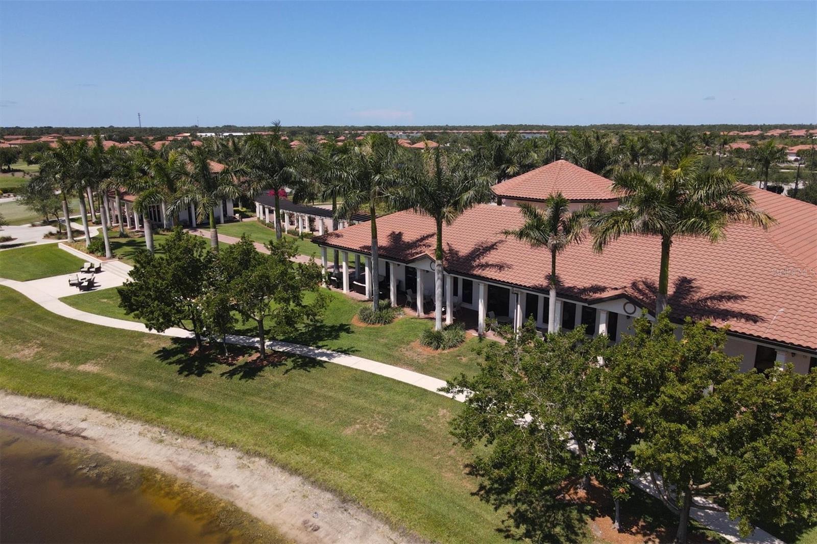 SARASOTA NATIONAL PH 13-B - Residential