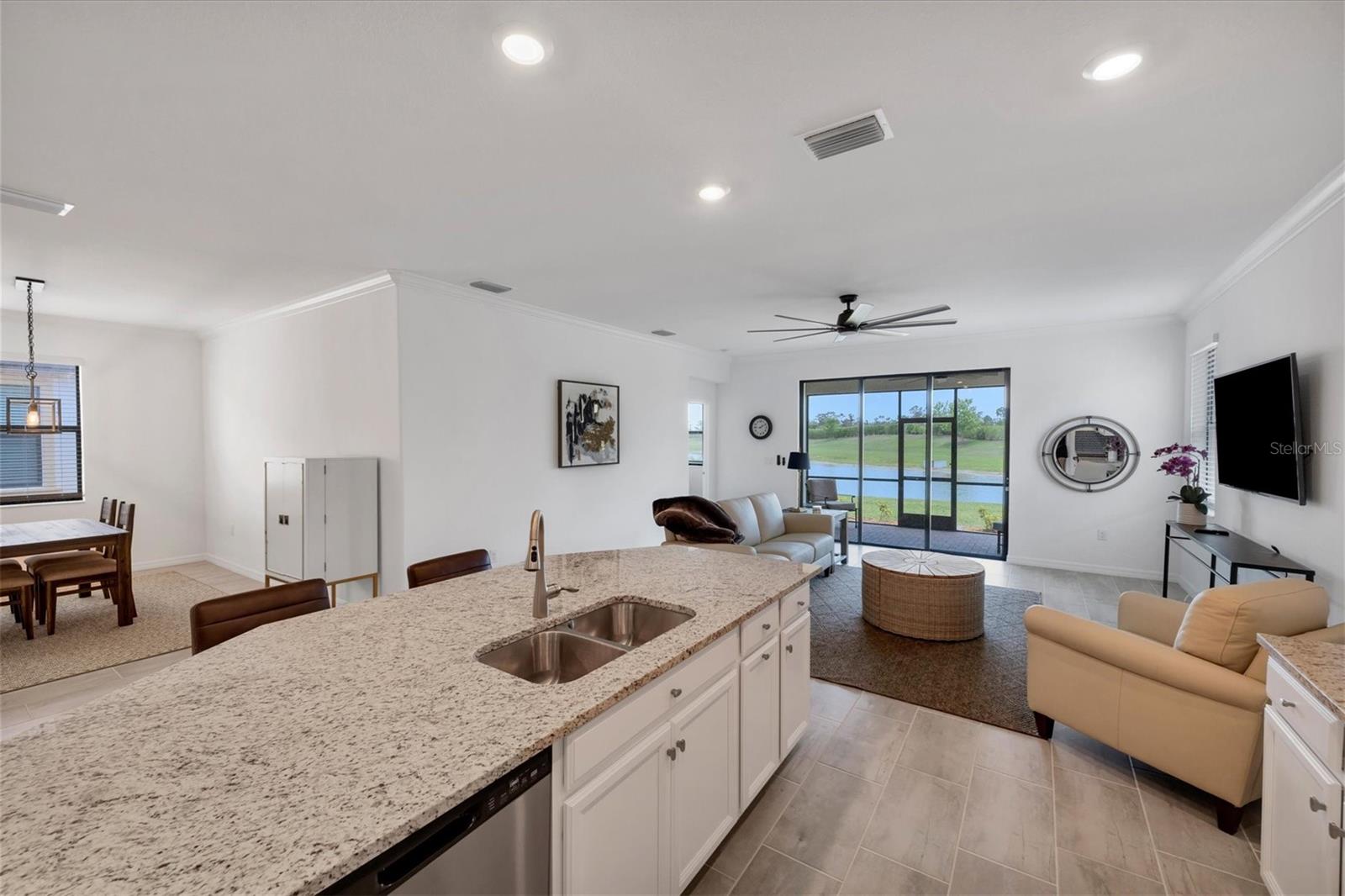 SARASOTA NATIONAL PH 13-B - Residential