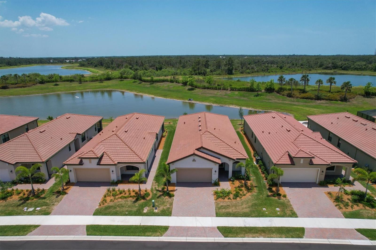 SARASOTA NATIONAL PH 13-B - Residential