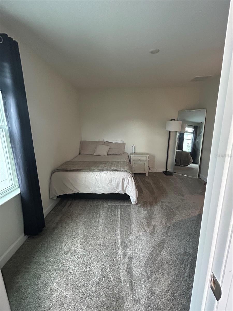 STOREY PK-PH 5 - Residential