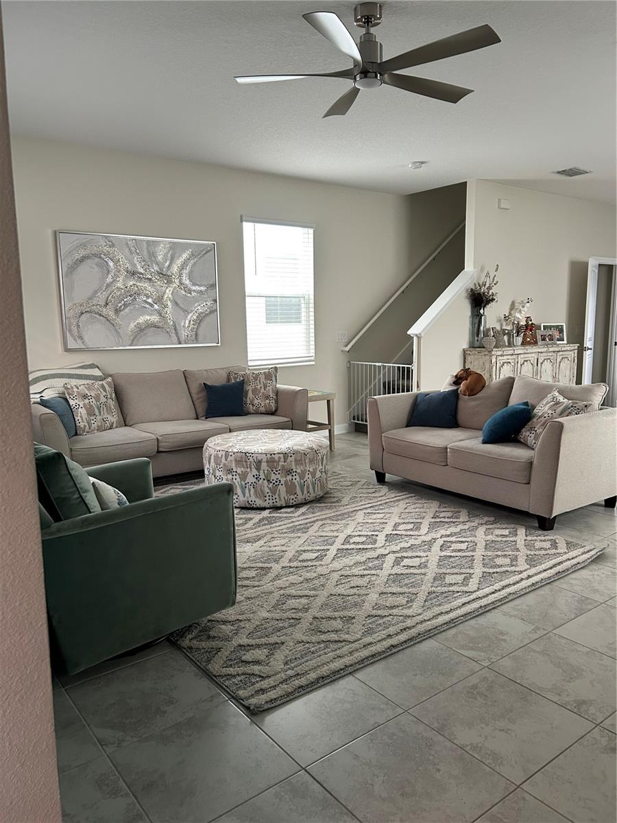 STOREY PK-PH 5 - Residential