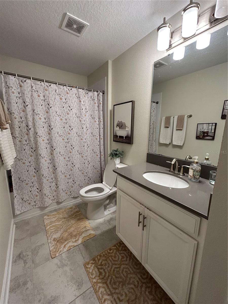 STOREY PK-PH 5 - Residential