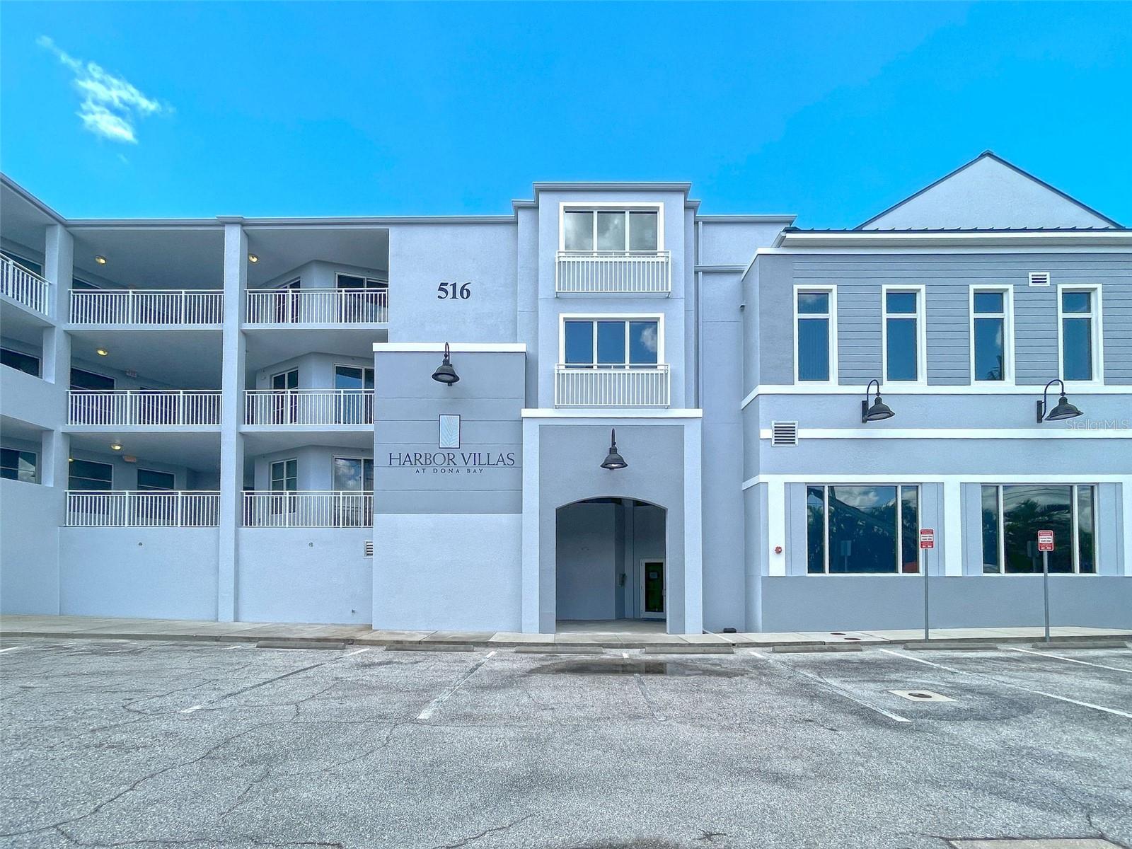 THE HARBOR VILLAS AT DONA BAY - Residential