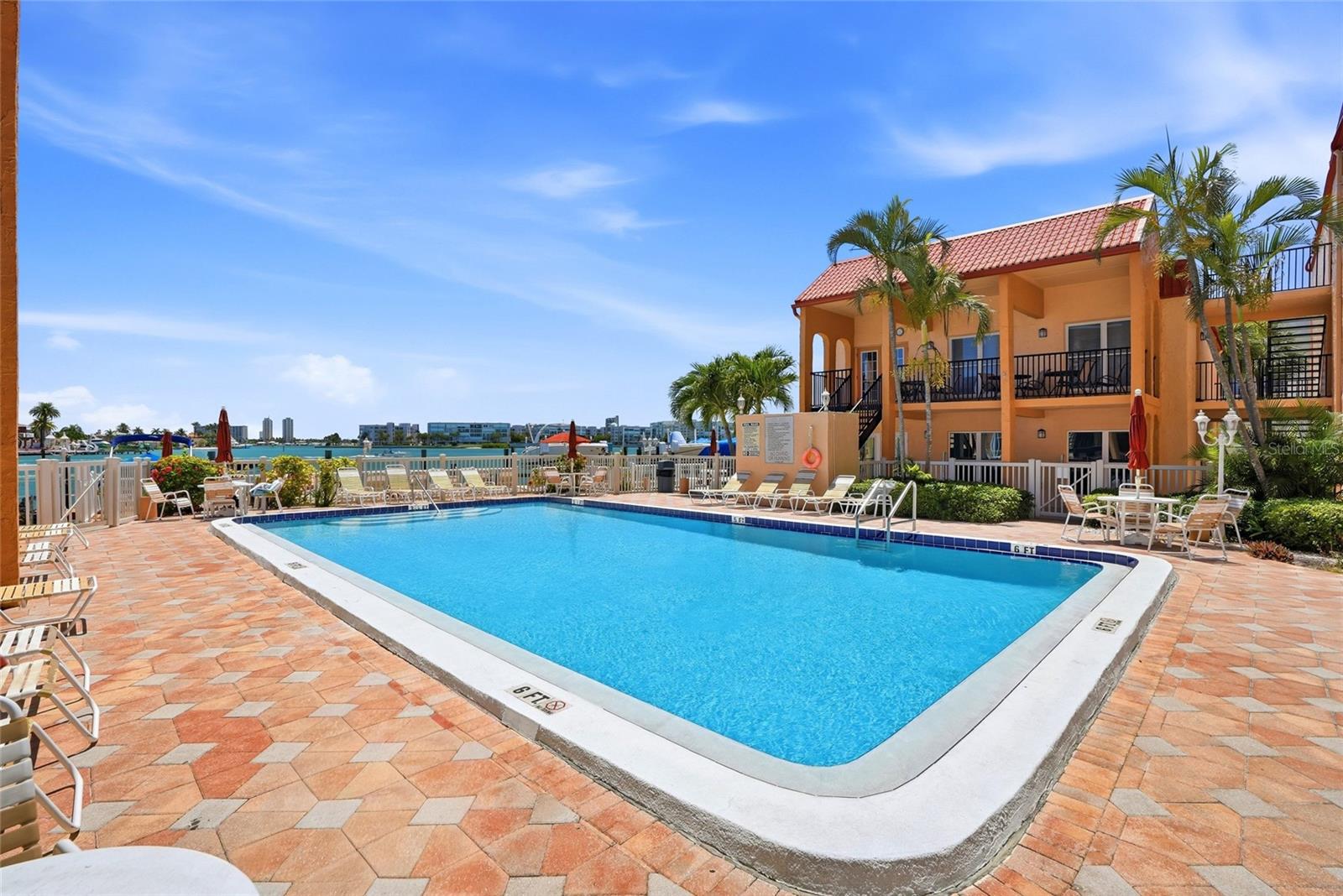 BOCA SHORES CONDO - Residential