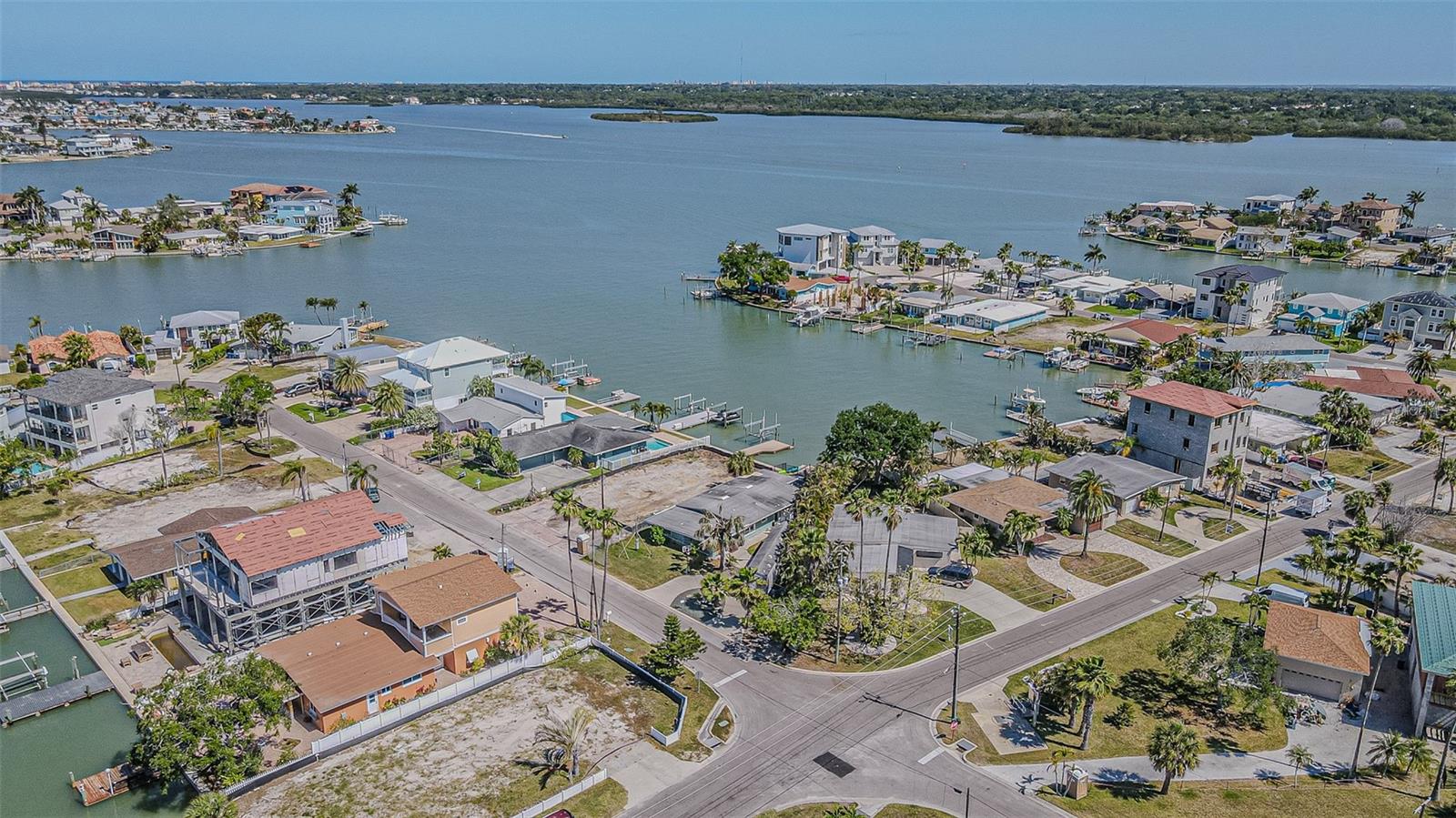 REDINGTON BEACH HOMES 6TH ADD - Residential