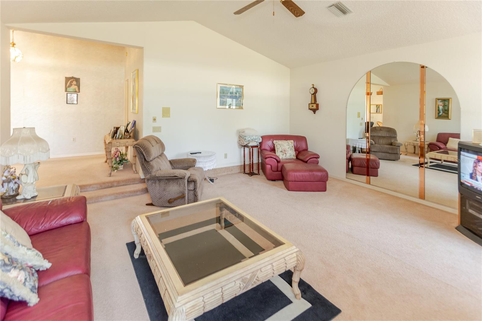 SPRING HILL - Residential
