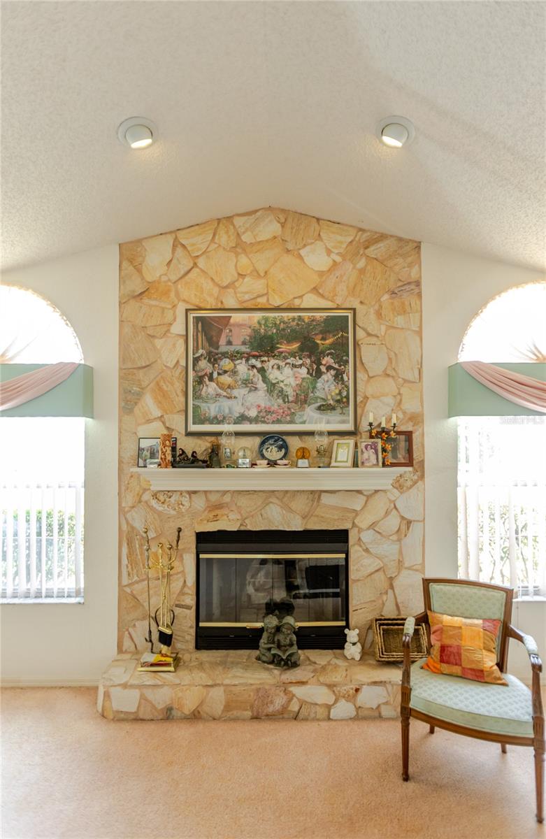 SPRING HILL - Residential