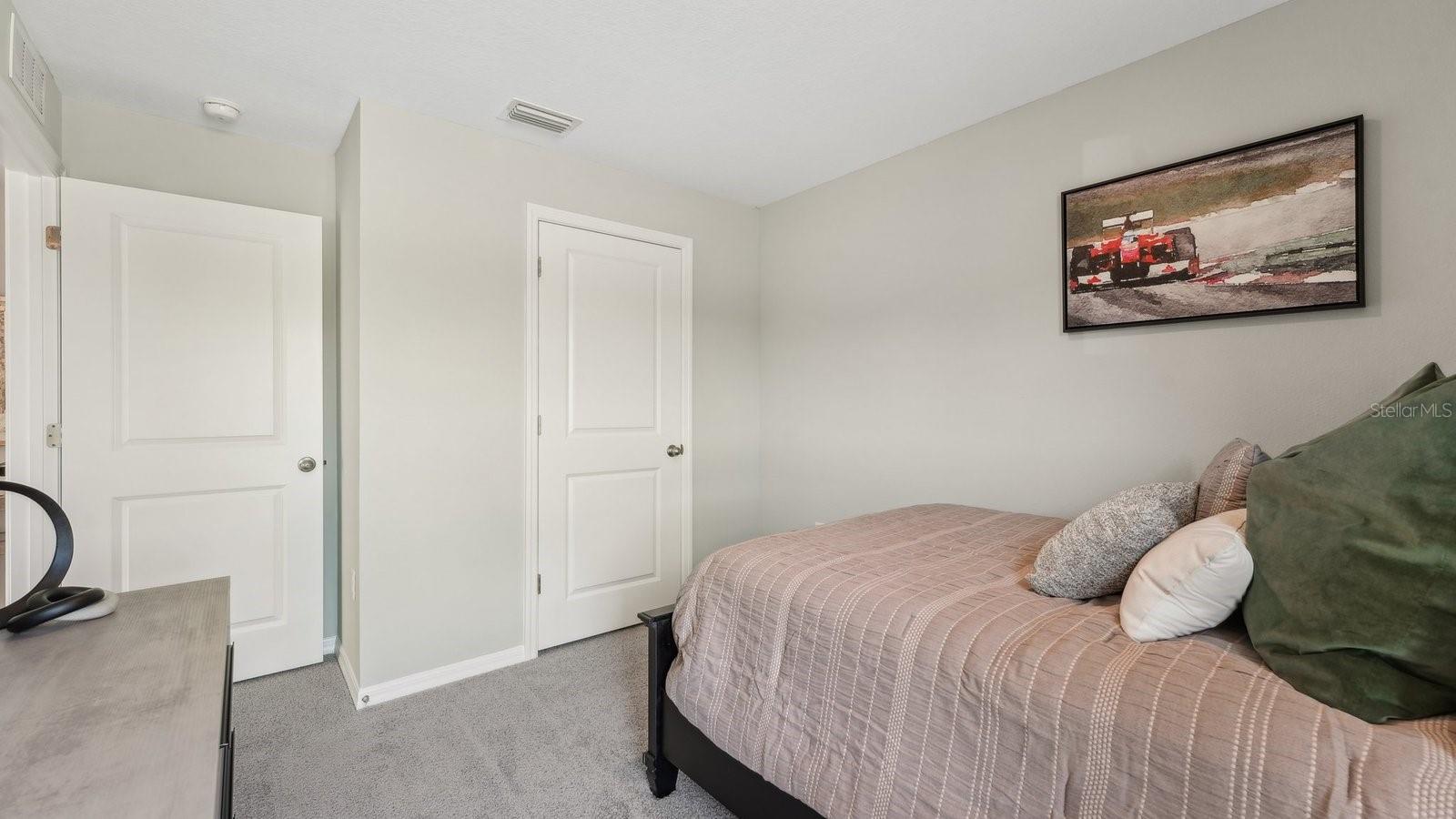 HOLLOWAY LANDING - Residential
