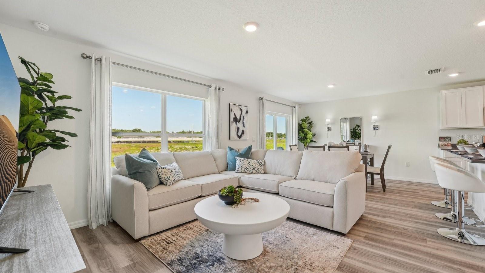 HOLLOWAY LANDING - Residential