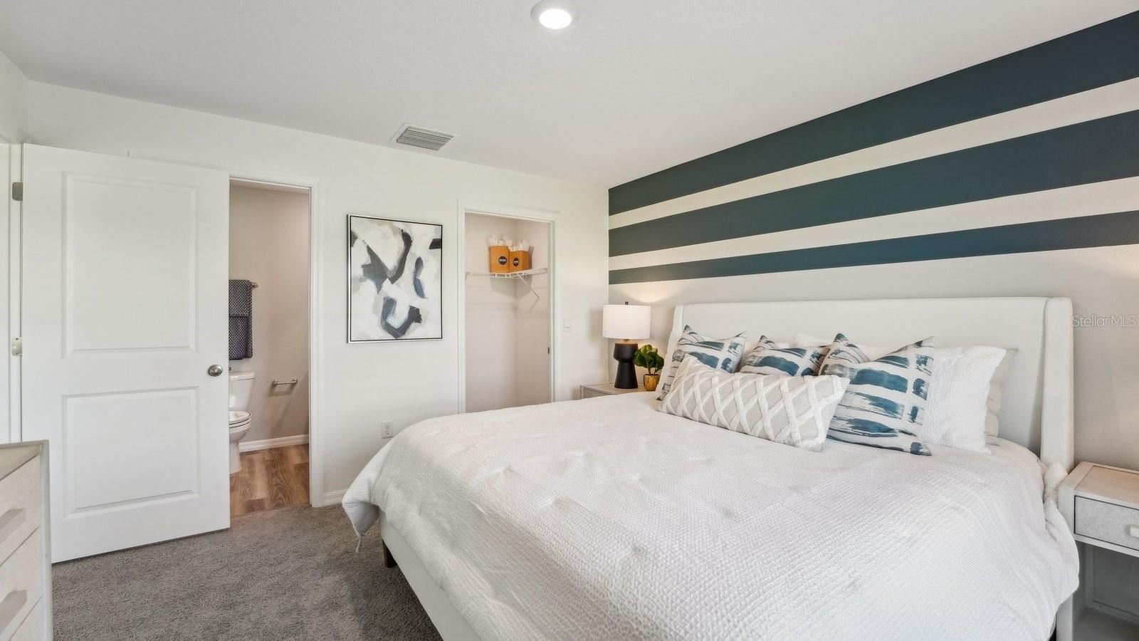 HOLLOWAY LANDING - Residential