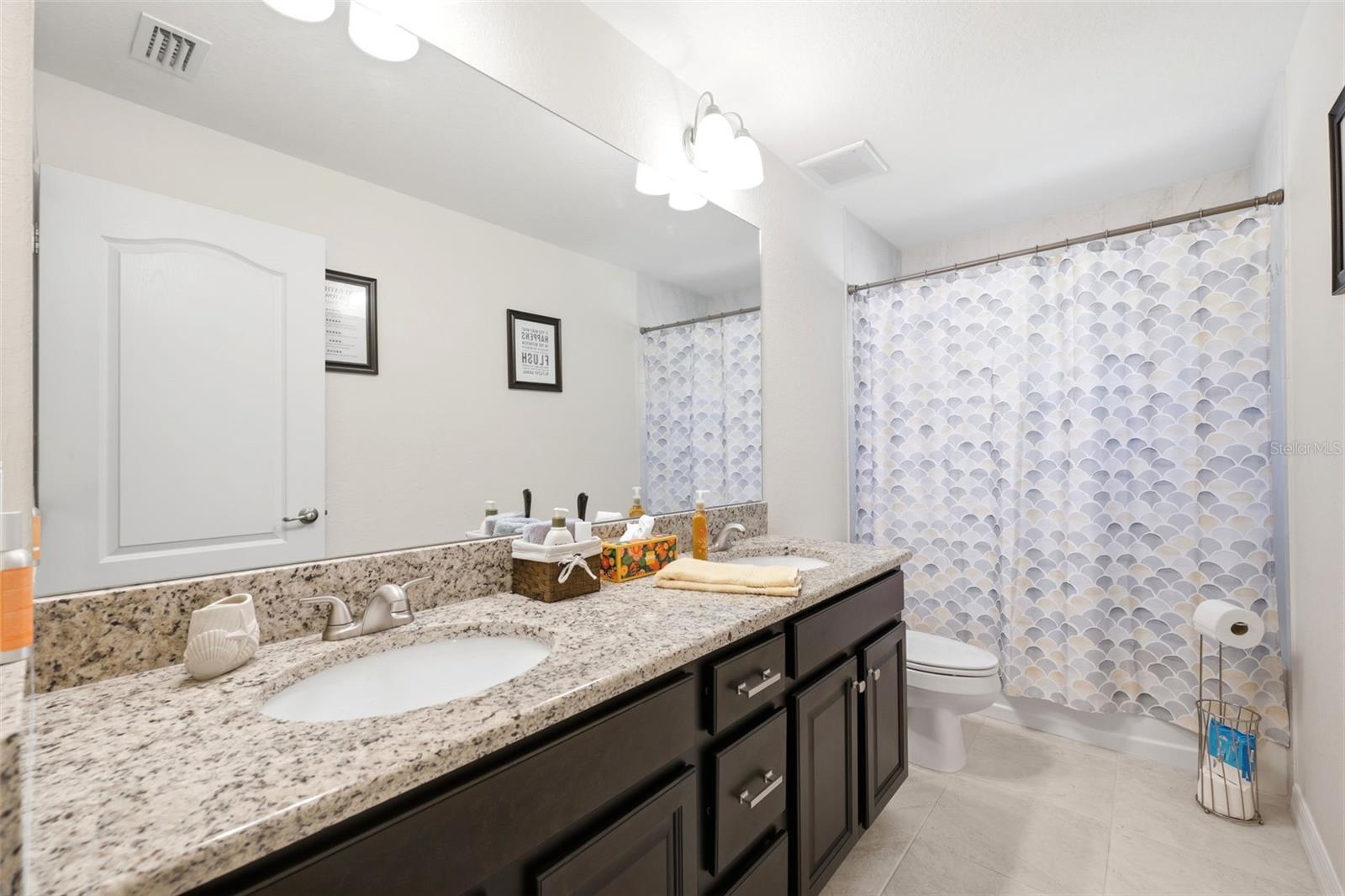 ROYAL HIGHLANDS UNIT 7 - Residential