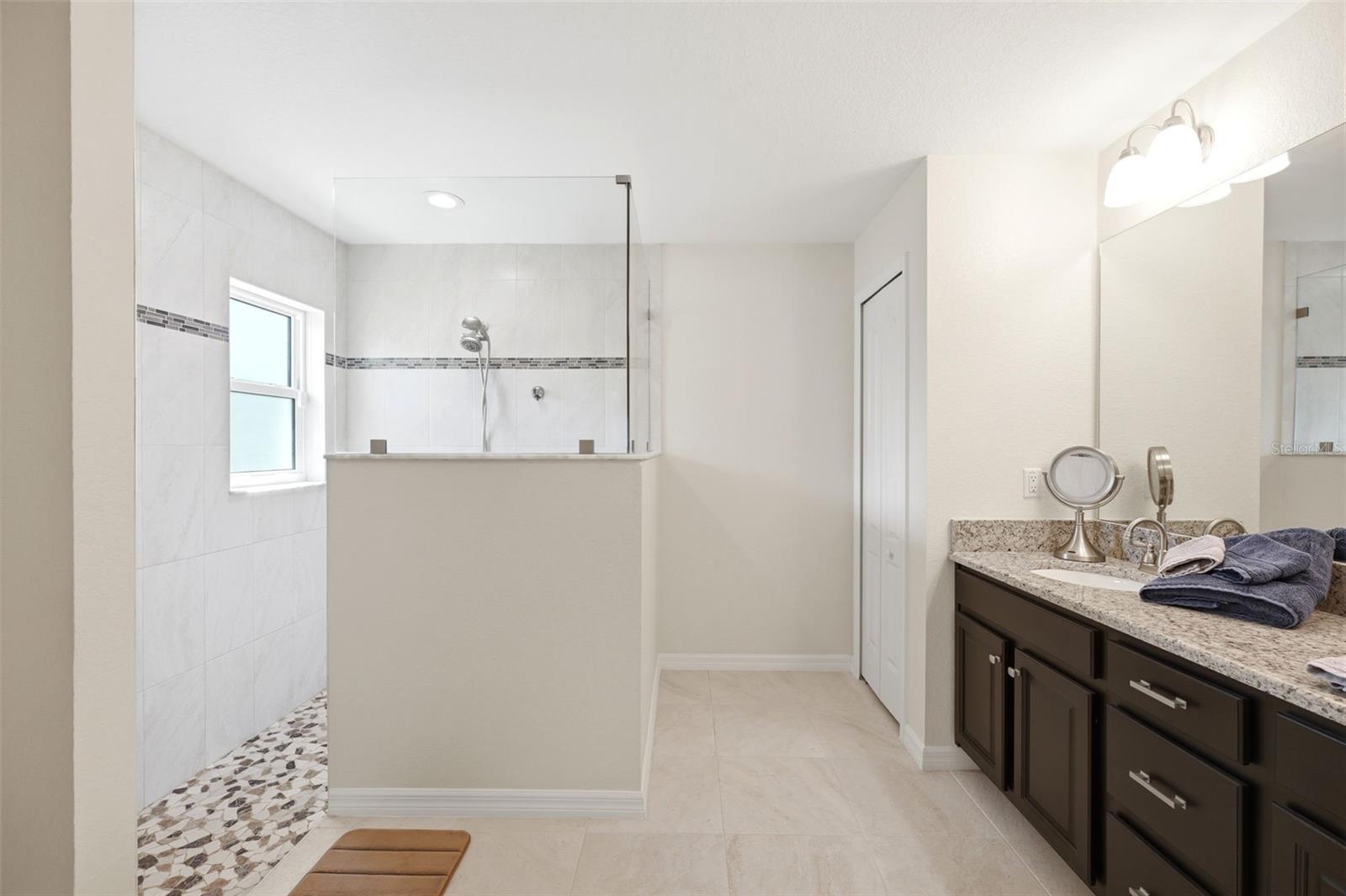 ROYAL HIGHLANDS UNIT 7 - Residential