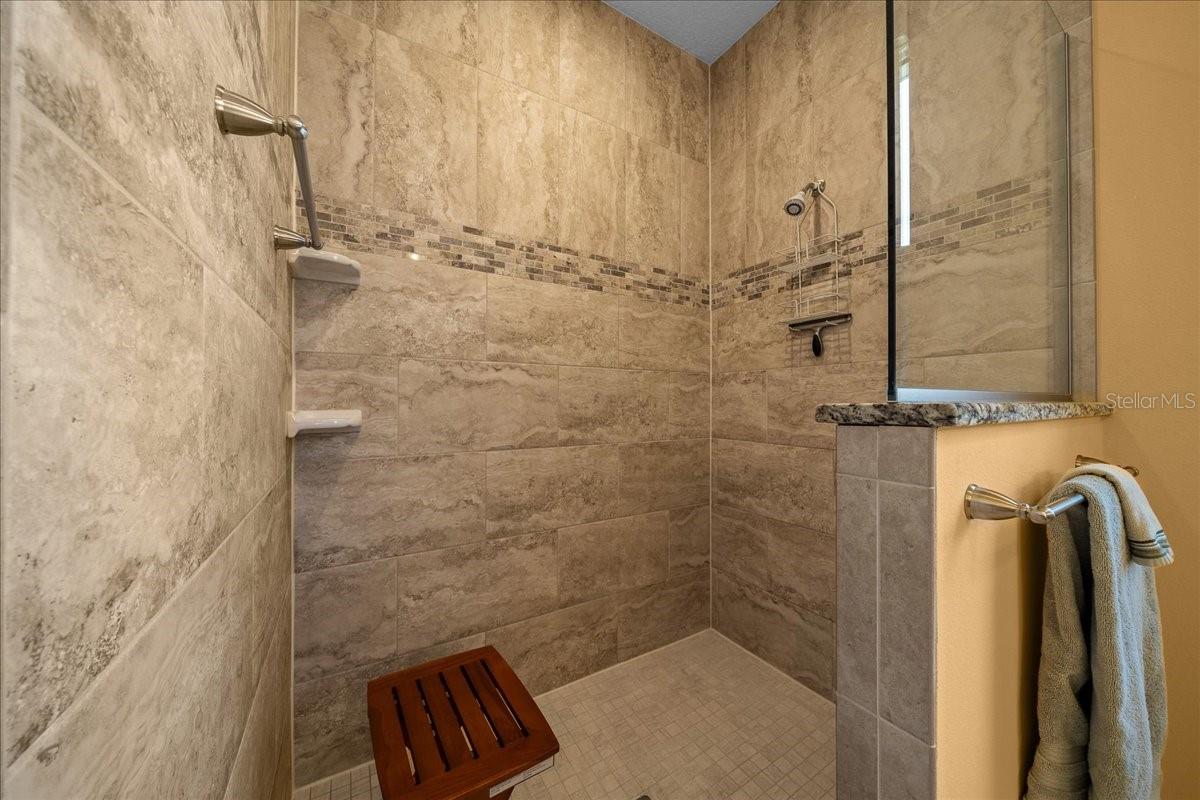 PERRI BUILDERS INC - Residential