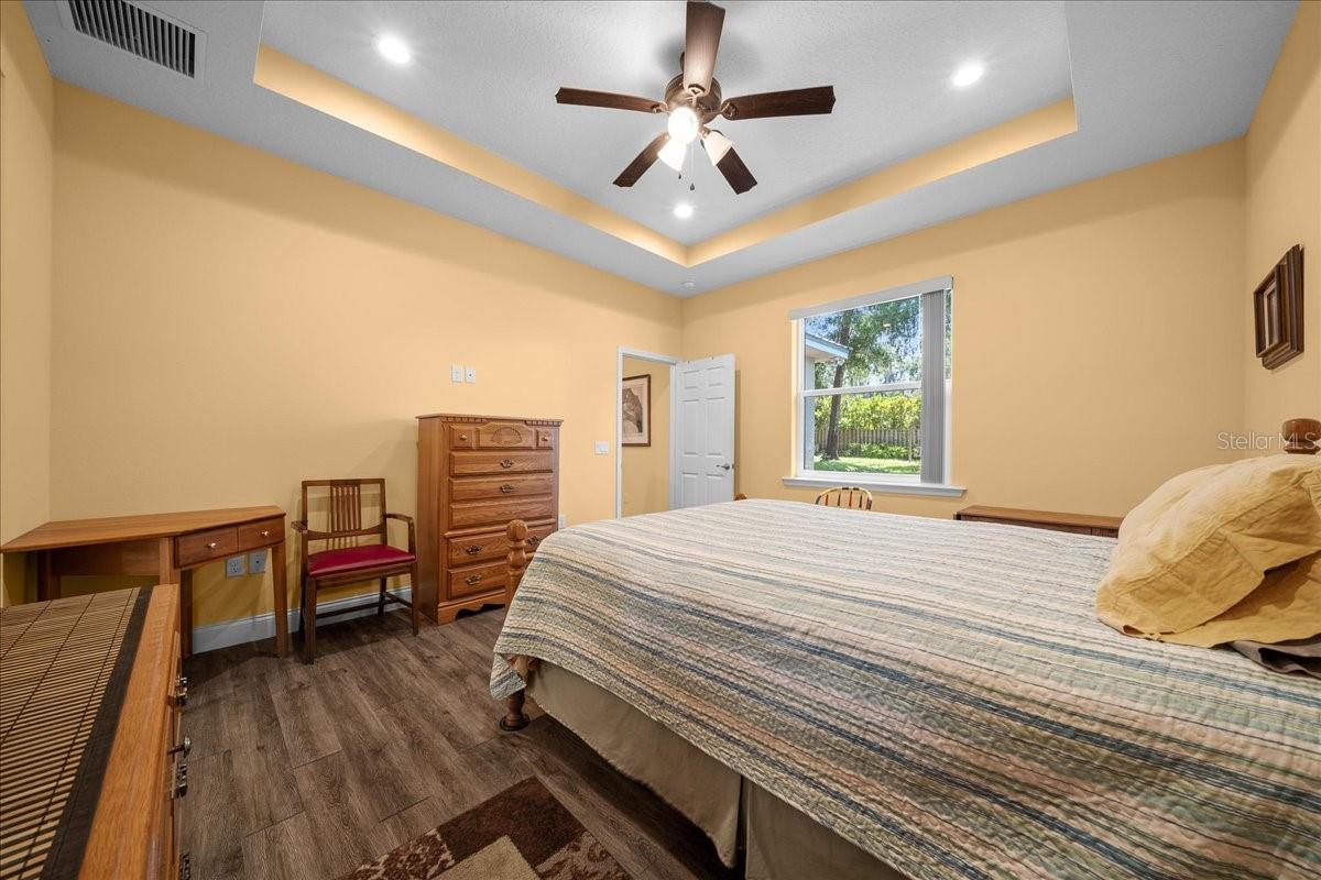 PERRI BUILDERS INC - Residential