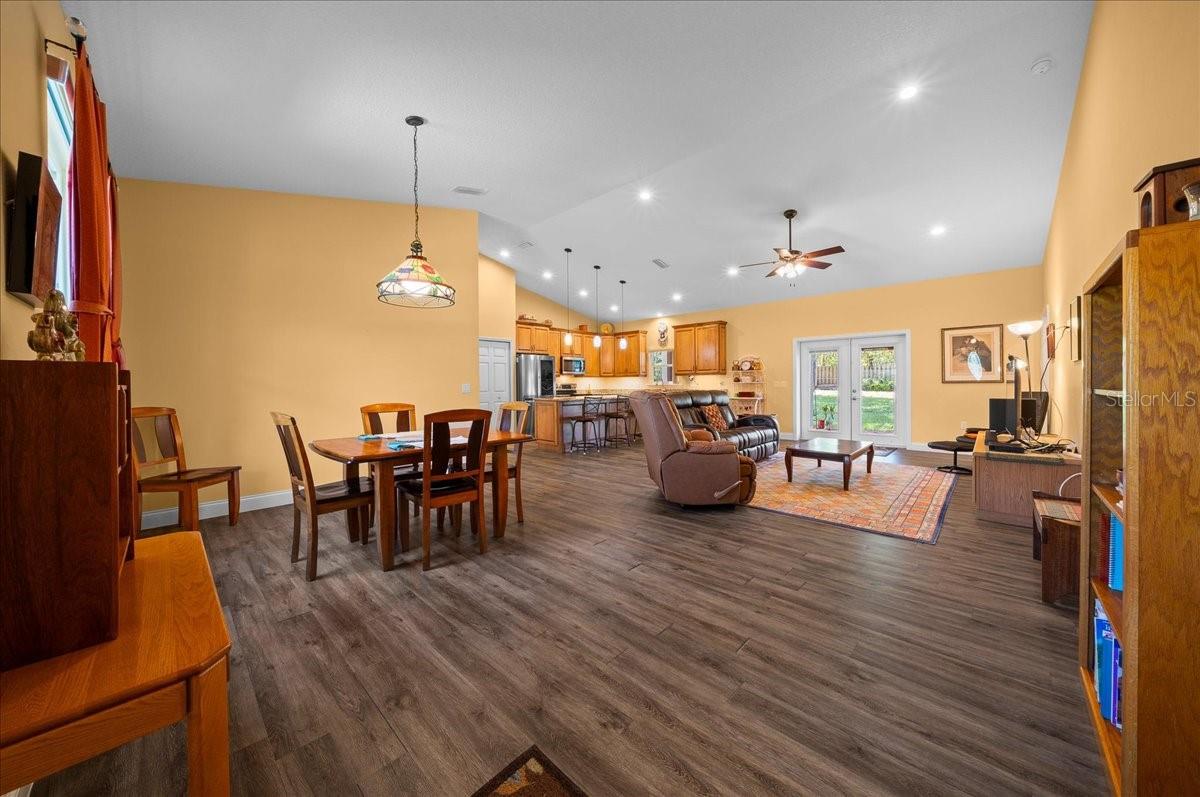 PERRI BUILDERS INC - Residential