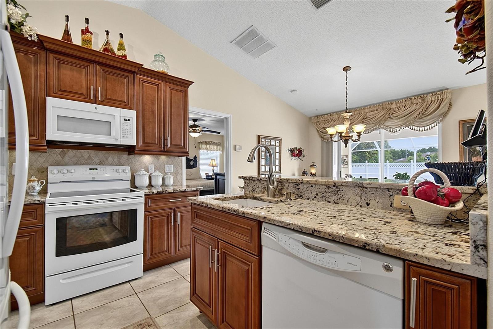 MATANZAS WOODS - Residential