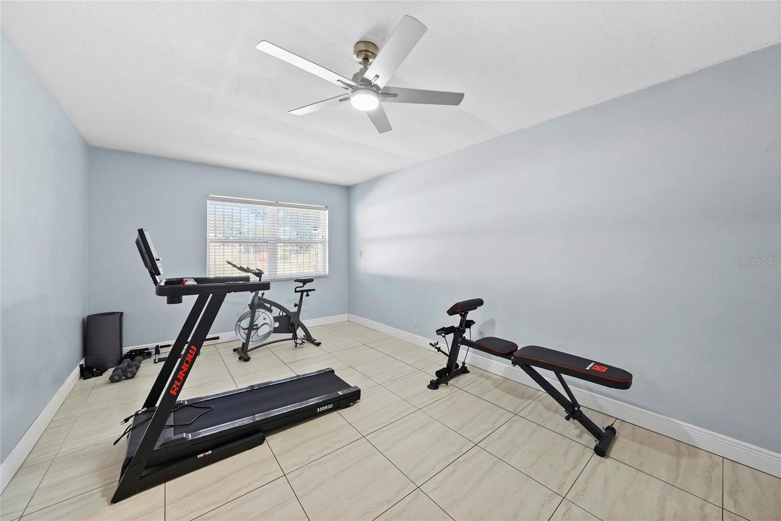 PINE CREST VILLA ADD 4 - Residential
