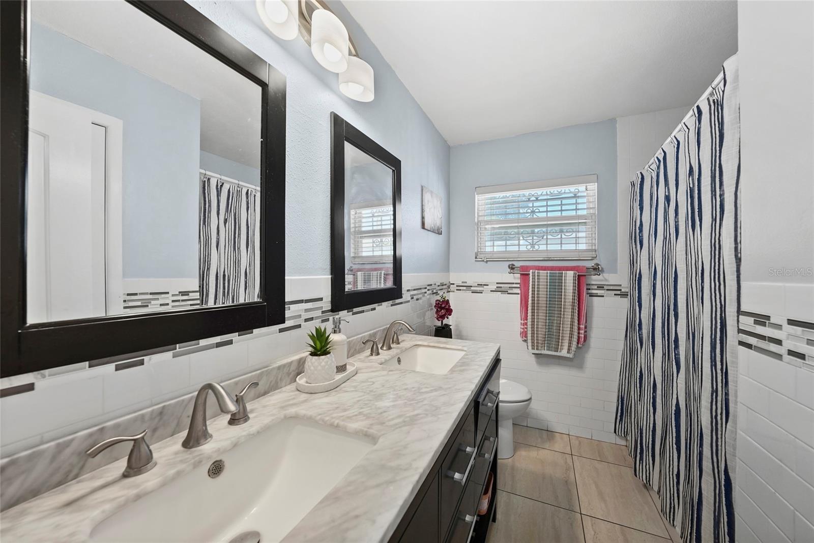 PINE CREST VILLA ADD 4 - Residential