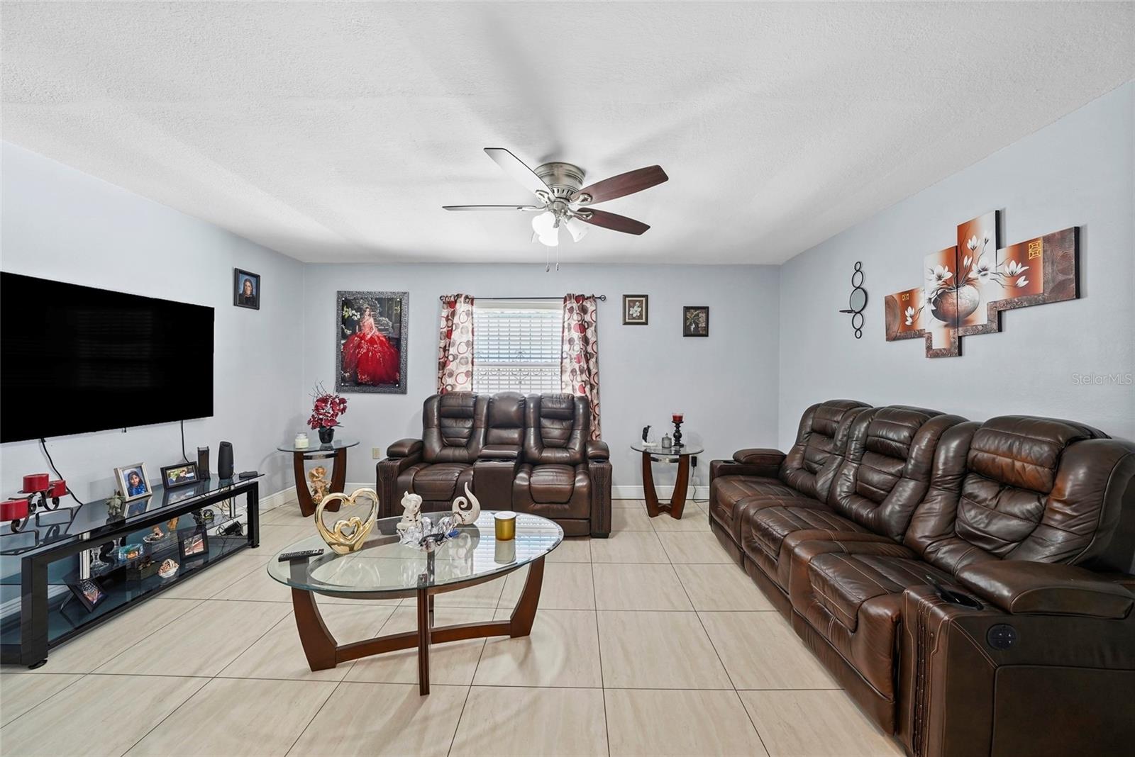 PINE CREST VILLA ADD 4 - Residential