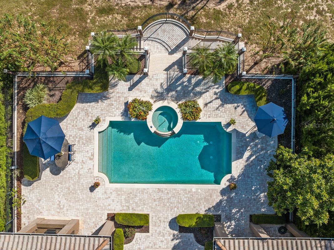 BELLA COLLINA - Residential
