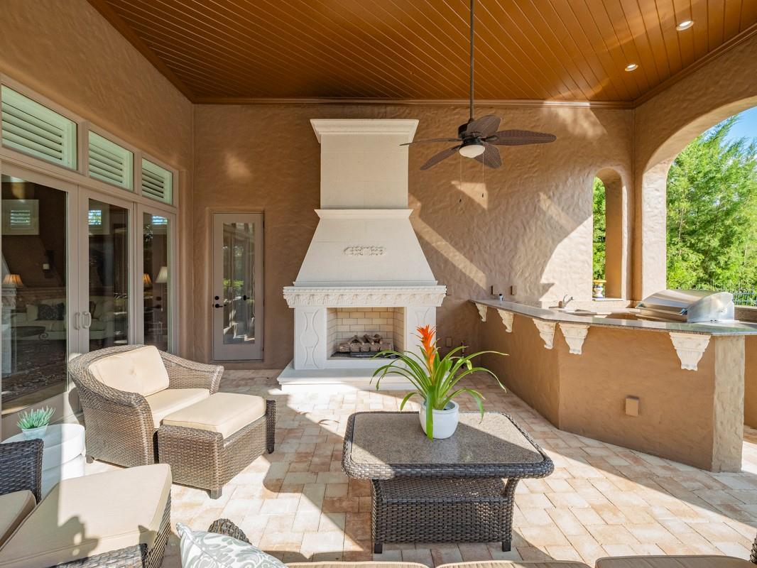 BELLA COLLINA - Residential