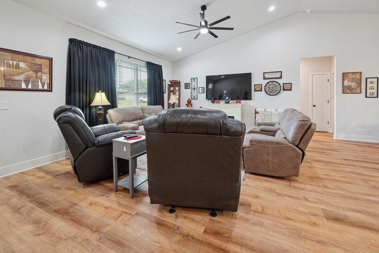 QUAIL RUN - Residential